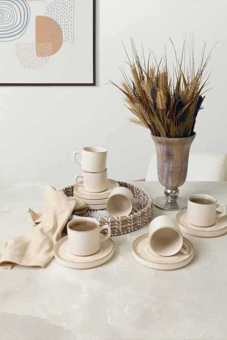 Hermia Juego de tazas de té y platillos de 12 piezas color crema